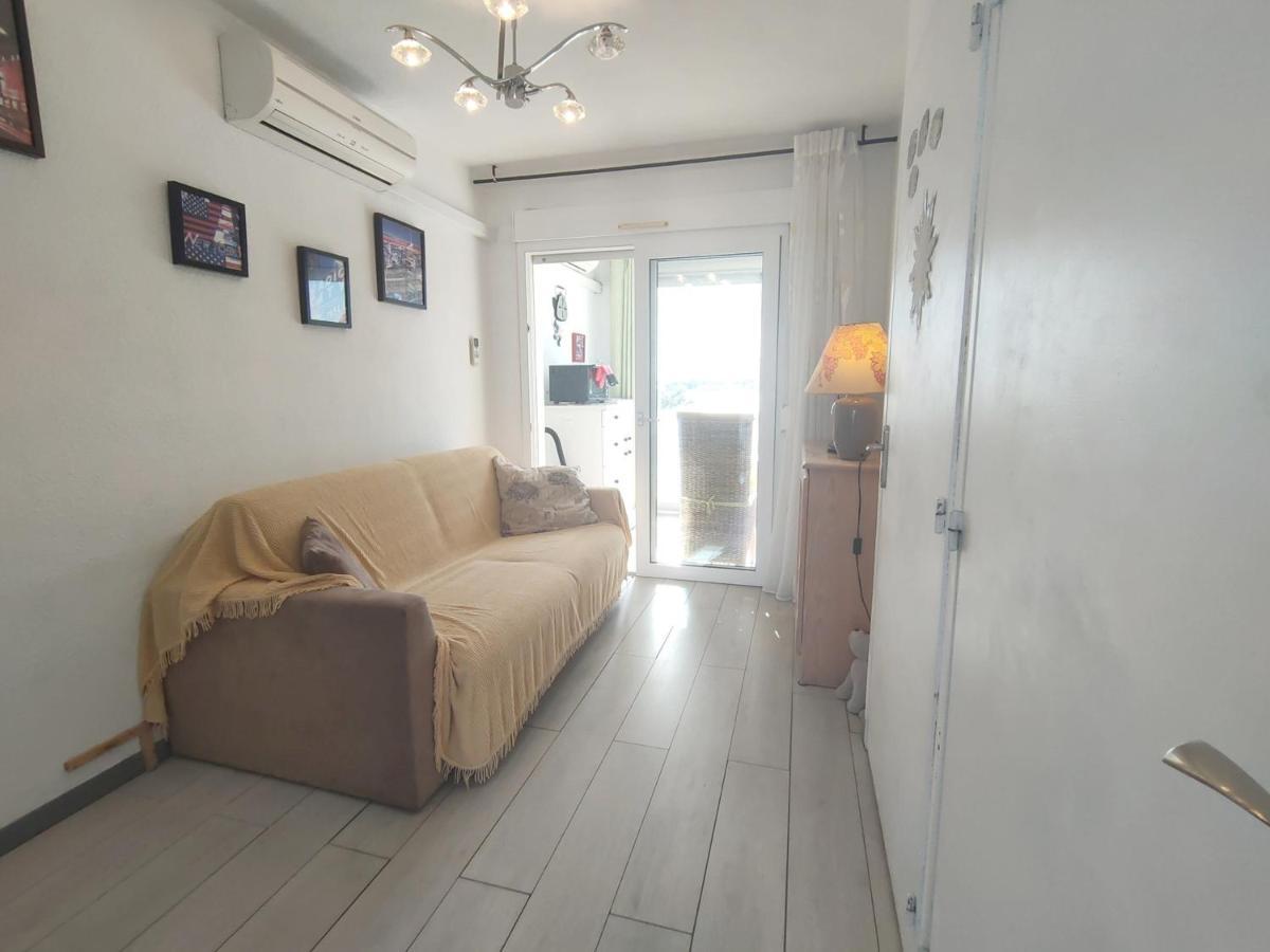 Appartement T1 Au Calme Avec Clim Et Parking Prive - Fr-1-503-171 à Balaruc-les-Bains Extérieur photo