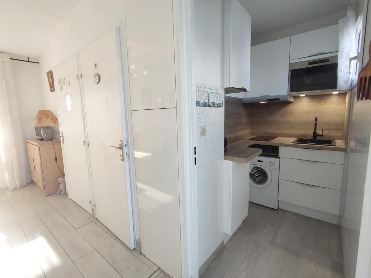 Appartement T1 Au Calme Avec Clim Et Parking Prive - Fr-1-503-171 à Balaruc-les-Bains Extérieur photo